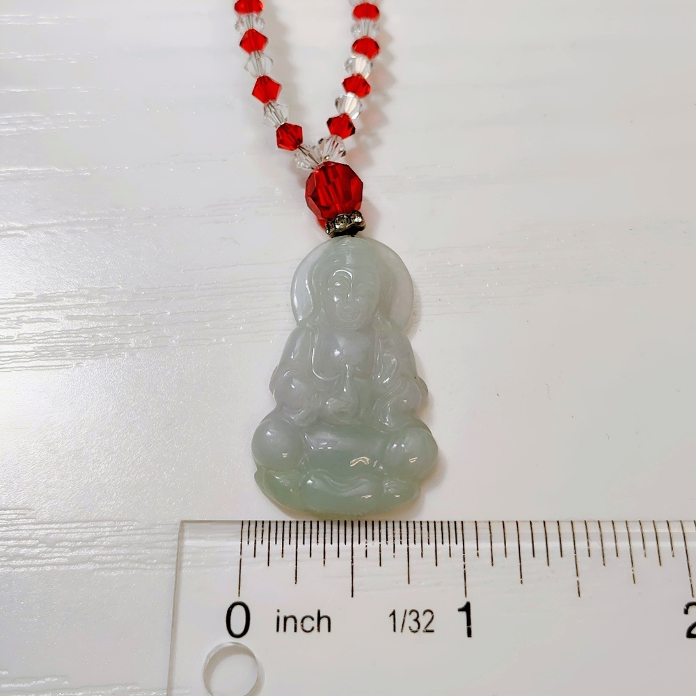 Vintage Carved Green Jadeite Gaunyin Pendant Necklace Red Clear Crystal Beads - Picture 10 of 14
